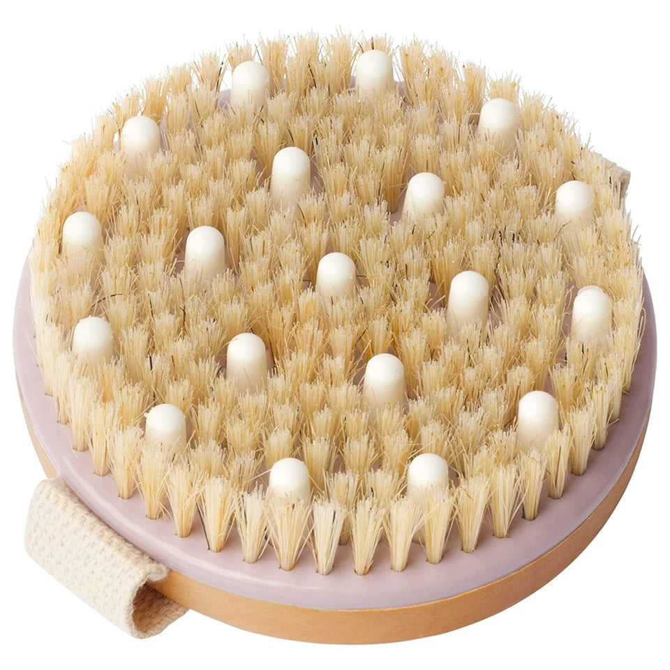 MainBasics front view of brush showing grip and shape for controlled exfoliation