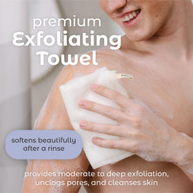 MainBasics close-up of nylon weave texture delivering effective exfoliation and durable feel
