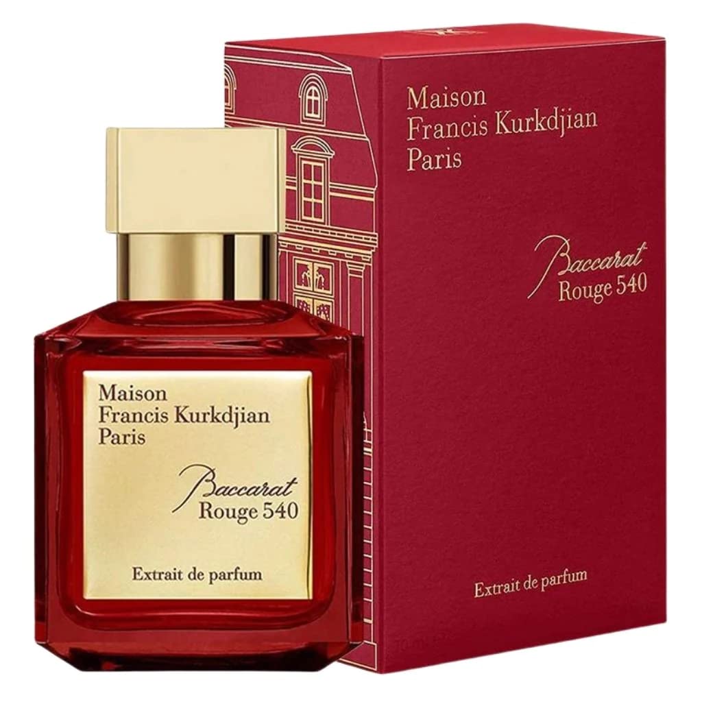Maison Francis Kurkdjian spray in use demonstrating even mist and lasting projection