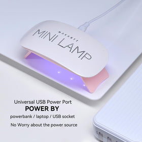 Makartt close-up of LED array showing dual 365/405nm lights for broad gel compatibility