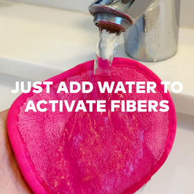 MakeUp Eraser long-fiber side detail for gentle exfoliation benefit