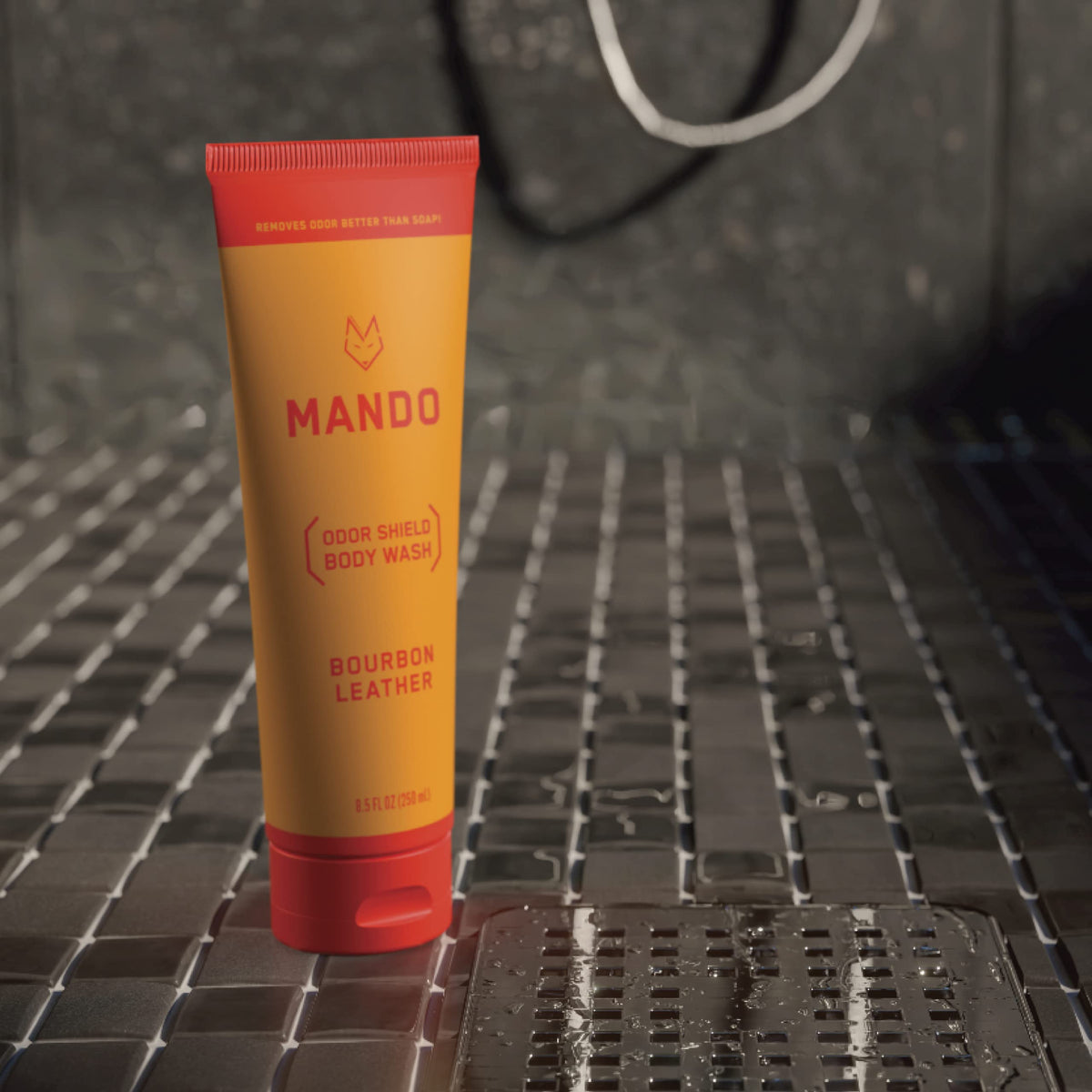 Mando label and ingredient panel showing mandelic acid and clean formula