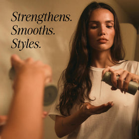 MANE IVY pump close-up demonstrating one-pump dosage for precise styling control