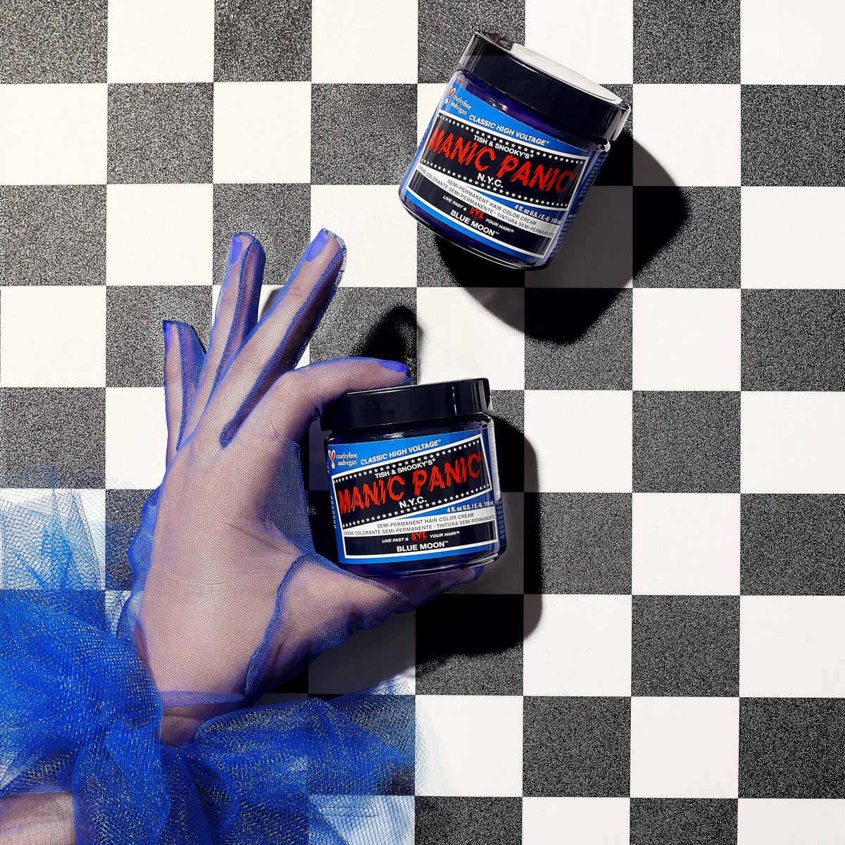 MANIC PANIC Blue Moon label details emphasizing vegan, ammonia-free formula benefits