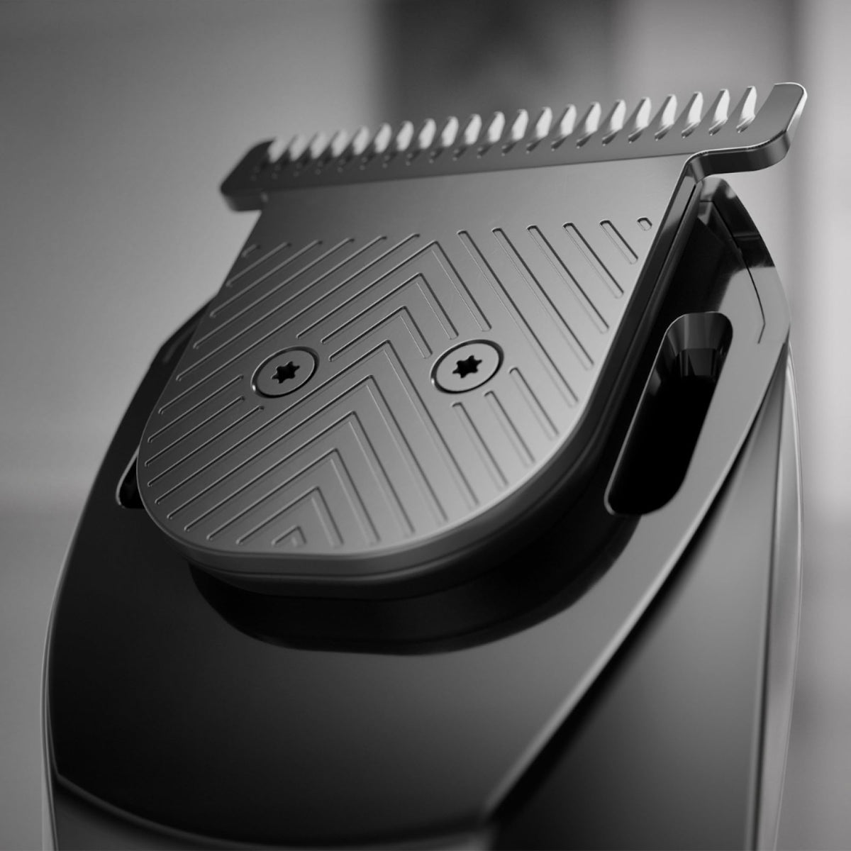 MANSCAPED blade installed on The Beard Hedger trimmer demonstrating secure snap-in benefit
