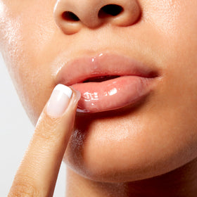 Mario Badescu lip before and after comparison illustrating smoother, softer lip appearance after use