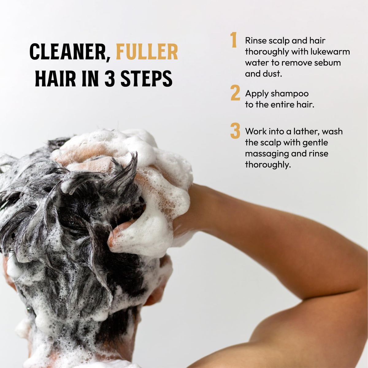 ＭＡＲＯ１７ shampoo being applied to scalp in shower to show real-world use