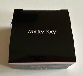 Mary Kay Silky Setting Powder with brush application demonstrating effortless setting and even coverage