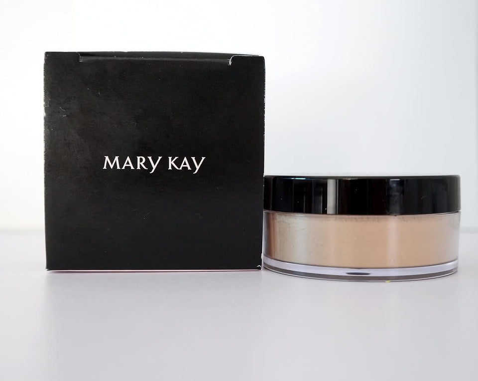 Mary Kay Silky Setting Powder front packaging showing compact and label, clear product ID