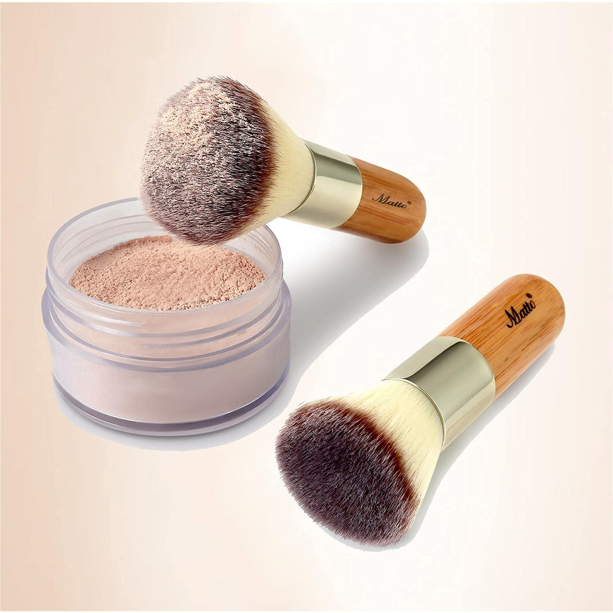 Matto round kabuki head detail with soft fibers for even powder application