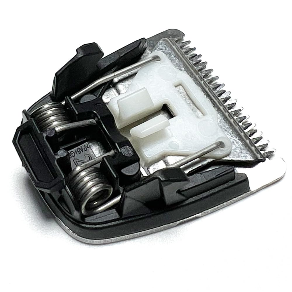 maxeylead blade close-up showing precision teeth for smoother trimming