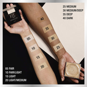 Maybelline Fit Me loose powder size comparison showing compact jar for travel convenience