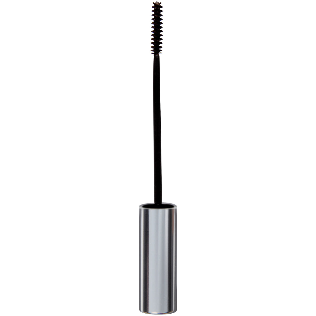 MAYBELLINE mascara applied on lashes in lifestyle shot showing length and separation benefit