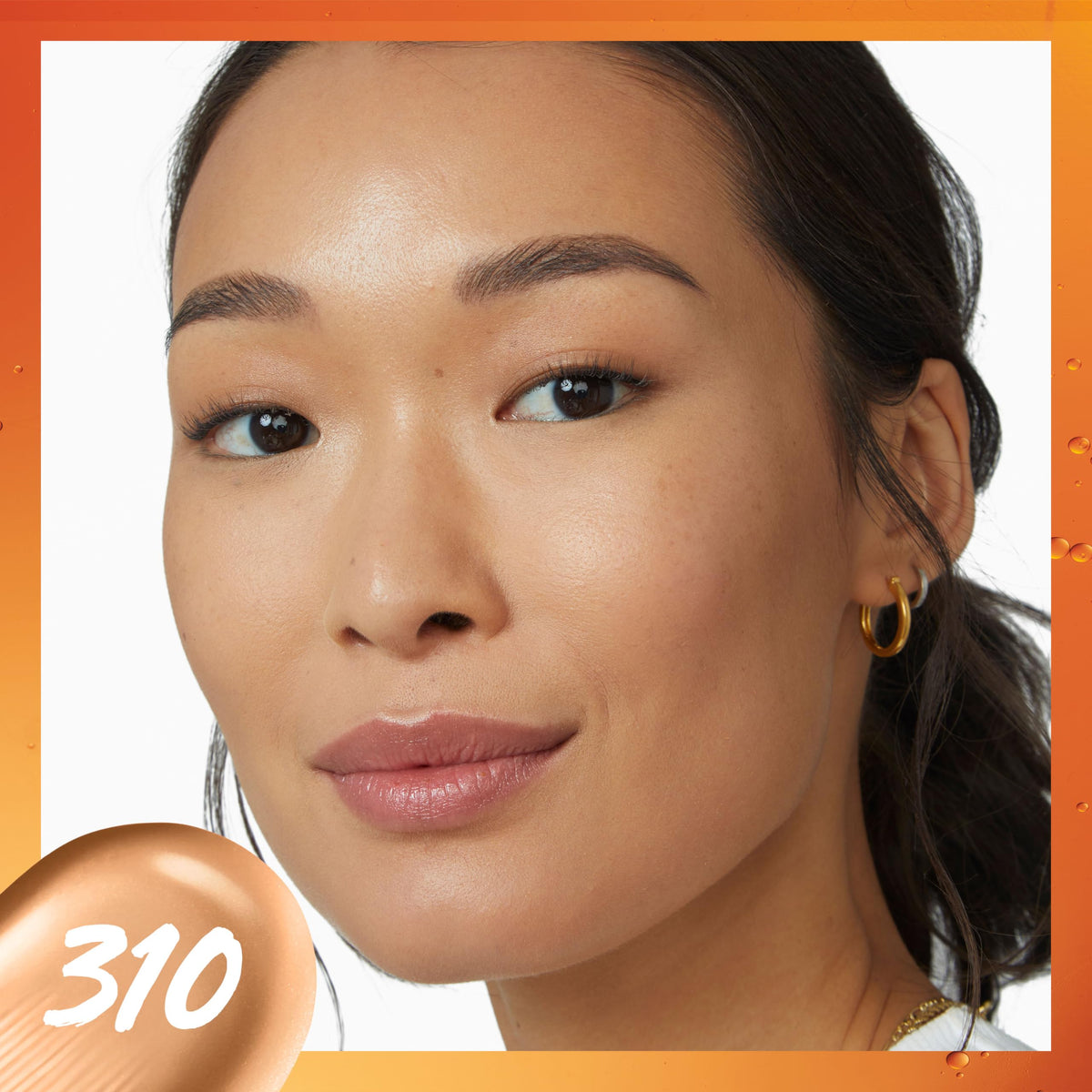 MAYBELLINE close-up of dispensed skin tint texture for blendability