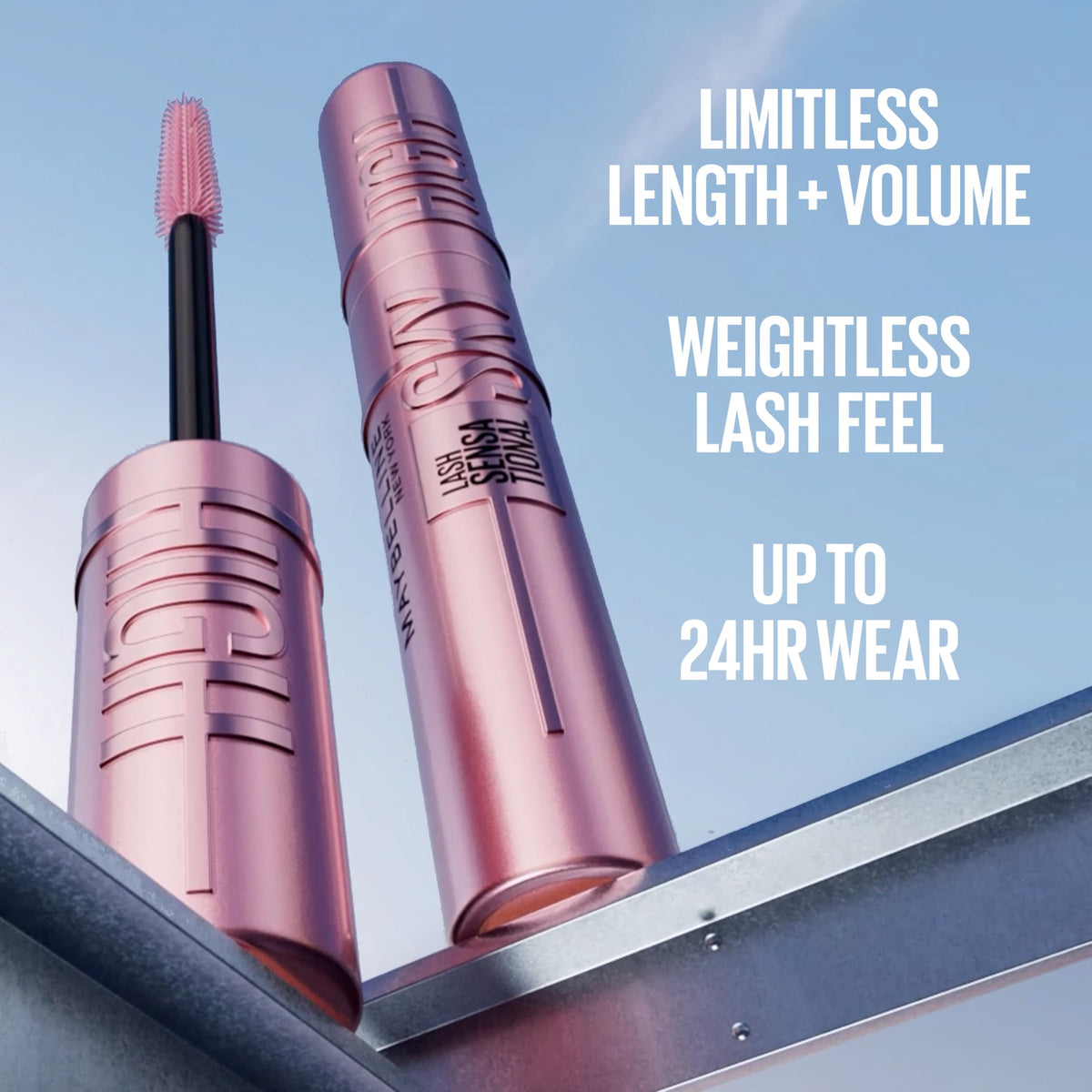 Maybelline Space Diamond wand with pearl-infused texture for lightweight glitter coverage