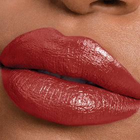 Maybelline worn outdoors on model showing durable, transfer-resistant wear