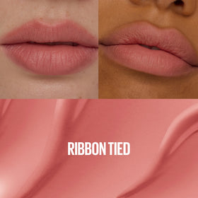 MAYBELLINE applicator wand detail illustrating smooth glide and precise application benefit