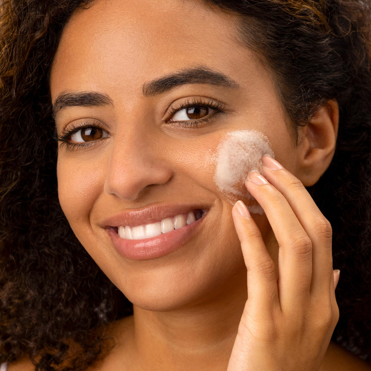 Medik8 ingredient display with botanical extracts emphasizing skin refining action