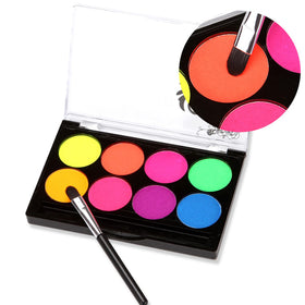 MEICOLY fine eyeliner stroke detail showing precise lines and vivid color