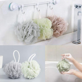 Meirrnyyu loofah hanging to dry illustrating quick-dry hygienic benefit