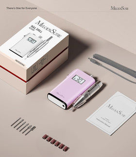 MelodySusie Scamander next to a ruler indicating battery size and long runtime advantage
