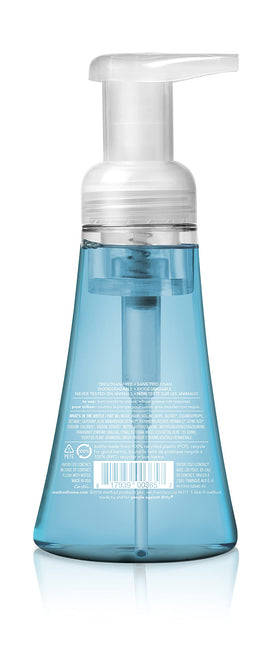Method Sea Minerals pump creating foam to demonstrate easy dispensing
