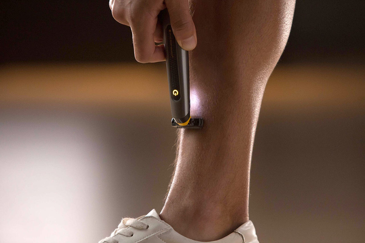 MicroTouch SOLO connected to USB charger for fast recharging on the go
