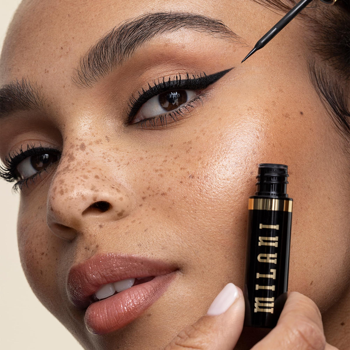 Milani Stay Put Infinite packaging label highlighting vegan and PETA-certified cruelty-free benefits