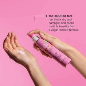 milk_shake being applied to damp hair to detangle and soften