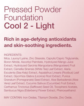 Split-face before and after using Mineral Fusion powder showing reduced shine and blurred pores