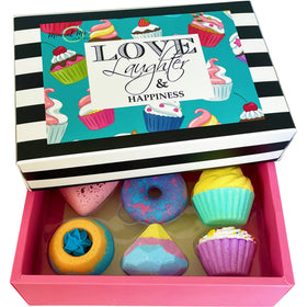Mineral Me California front packaging showing gift-ready bath bomb set