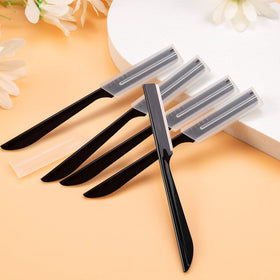Miss Gorgeous London ergonomic non-slip handle close-up for steady control and accuracy