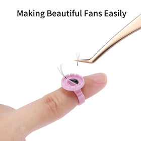 Miuffue glue ring with lash being dipped to speed fan creation
