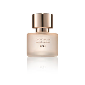 MIX:BAR Cloud Musk close-up of spray mist texture highlighting soft drydown