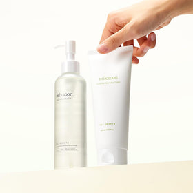 mixsoon product label and scale shot highlights volumes and key ingredient benefits