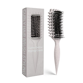 MMBVSZ Candybrush front view showing beige brush and handle for easy styling