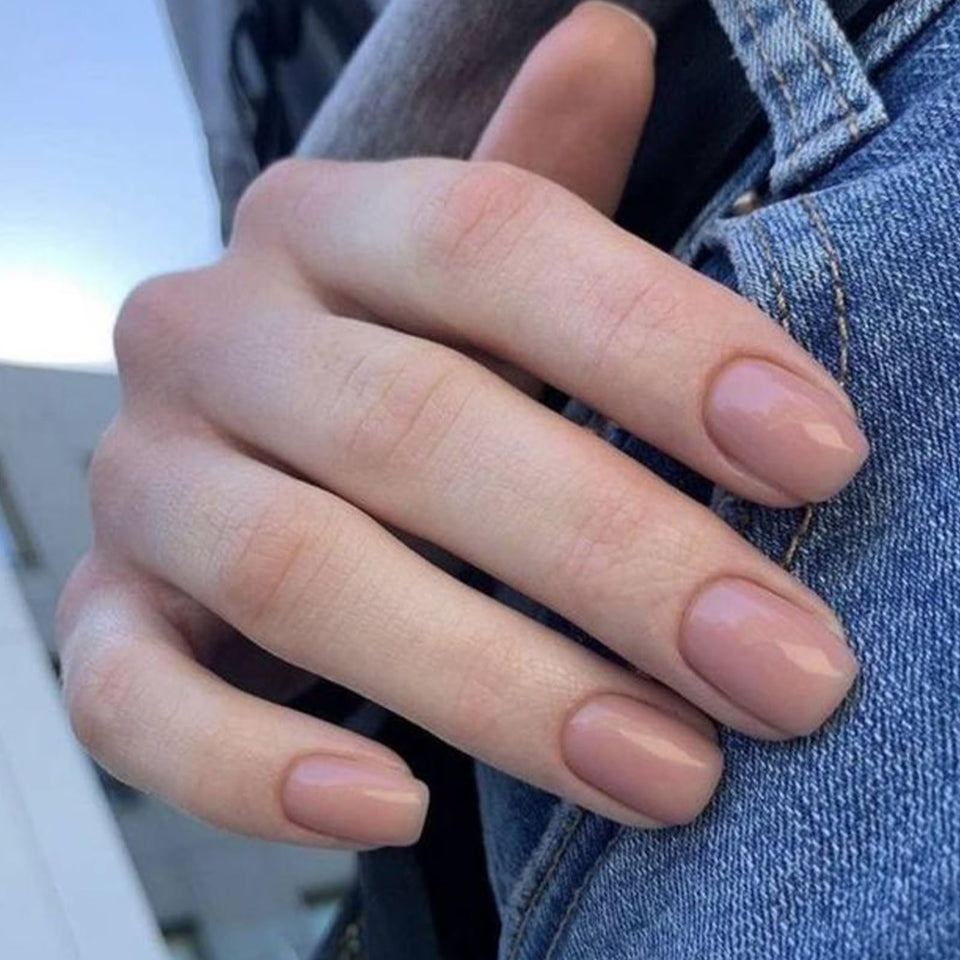 modelones front packaging showing peach pink nails and kit contents benefit fast application