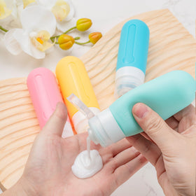 MODENGKONGJIAN clear toiletry pouch with packed bottles, simplifies security checks