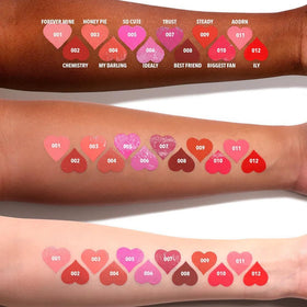 Moira lifestyle model wearing Whole Heart for everyday radiant cheek
