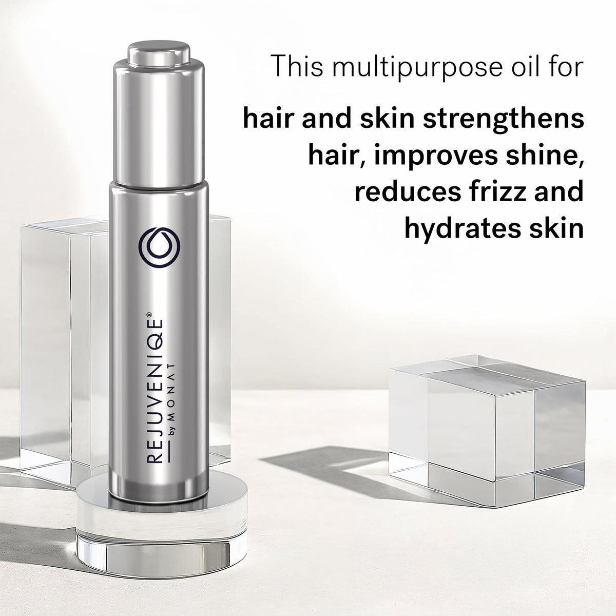 MONAT REJUVENIQE close-up of oil blend texture highlighting botanical ingredients