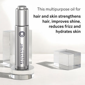 MONAT REJUVENIQE close-up of oil blend texture highlighting botanical ingredients