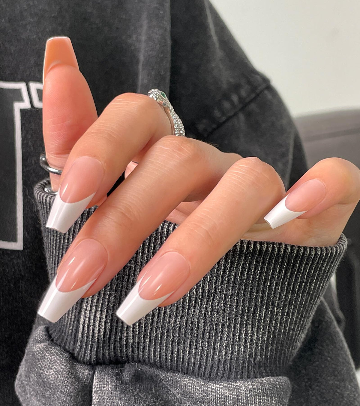morily front packaging showing 30-piece French tip set and contents benefits at-a-glance