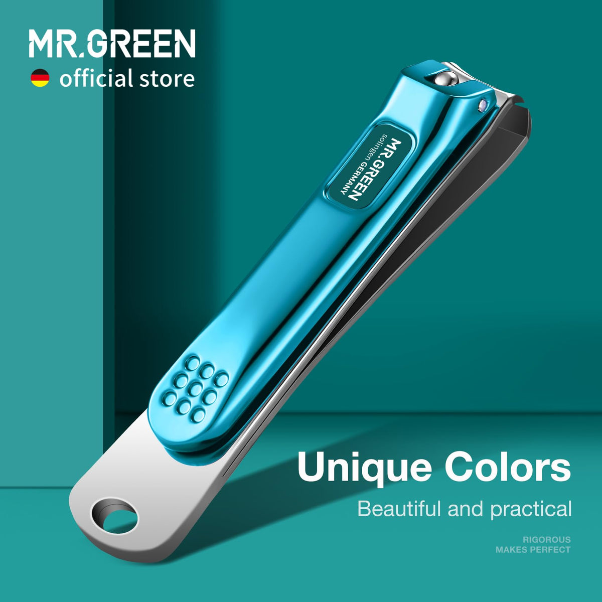 MR.GREEN close-up of curved blade revealing precision edge and clean cuts