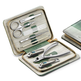 MR.GREEN open case showing organized tools and easy travel storage benefit
