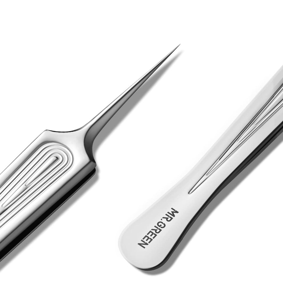 MR.GREEN front view of tweezers showing compact design and packaging, precise grooming tool