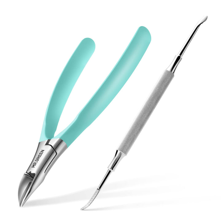 MR.GREEN front view of clippers showing compact professional design and reliable cutting