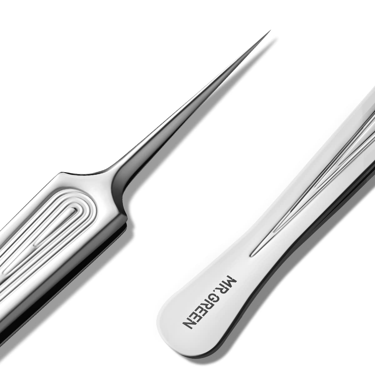 MR.GREEN front view of needle-nose tweezers showing precise tips and full length benefit
