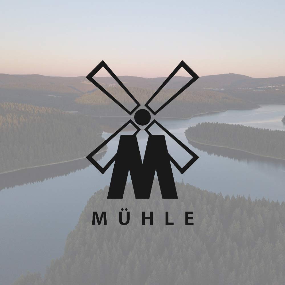 MÜHLE paper packaging detail highlighting eco-friendly sleeves that protect and preserve blades