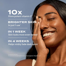 Murad moisturizer on hand for scale and quick-absorbing visual