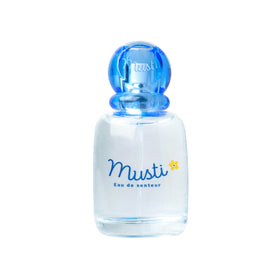 Mustela bottle front packaging showing product name and compact size benefit